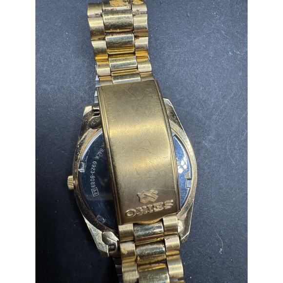 Seiko SQ President Watch Men\'s Gold Dial Gold Tone Day Date Round 6923-809LR main image 5